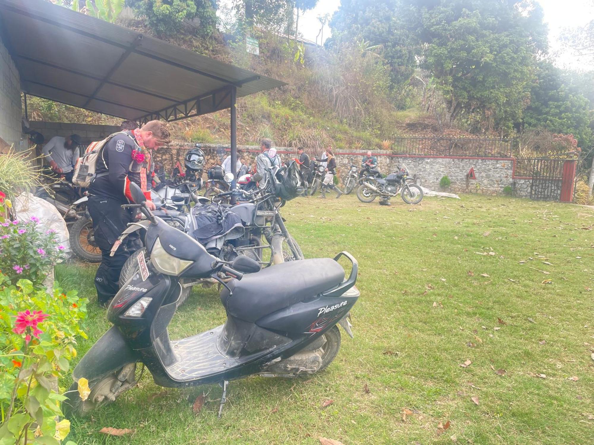 Himalaya Serene View Guest House & Farm Stay Deorāli 外观 照片