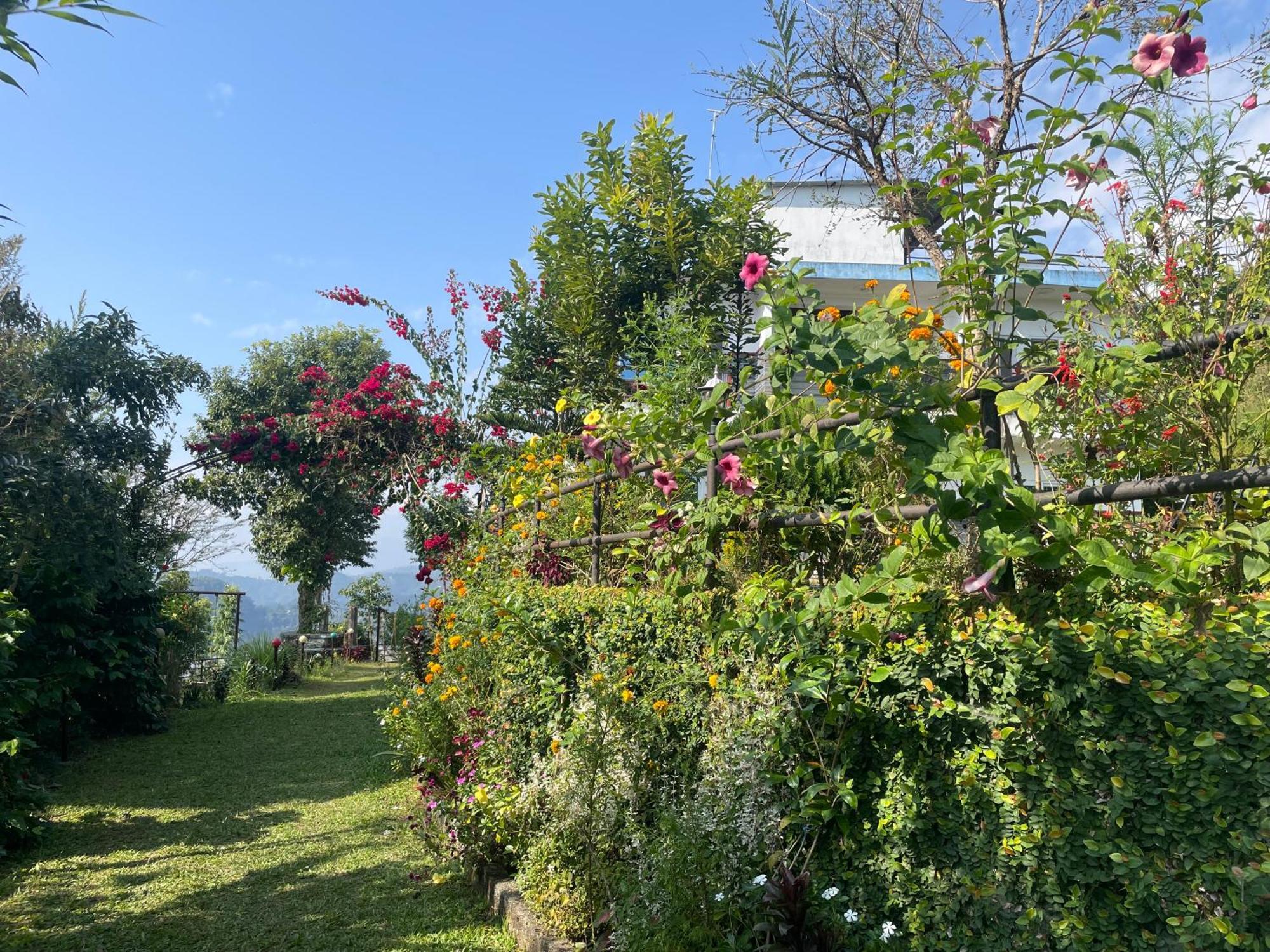 Himalaya Serene View Guest House & Farm Stay Deorāli 外观 照片